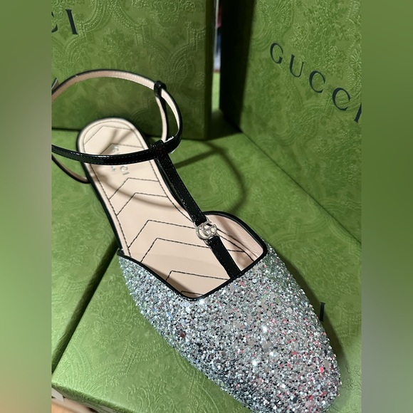 Gucci Crystal. Size 37.5. New with box - Picture 6 of 7